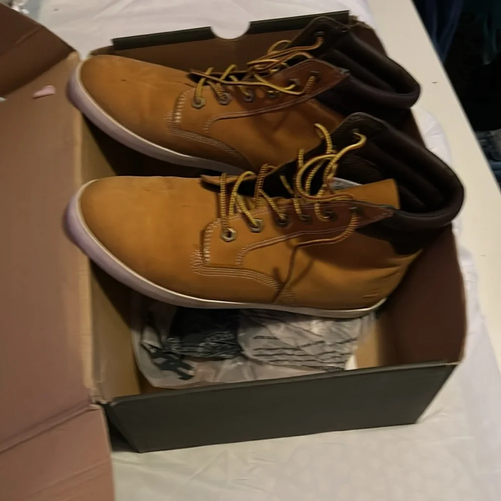 Timberland - Picture 3 of 4